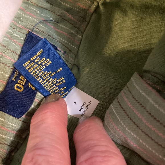 Oshkosh bgosh 2pc skort set . Jacket size 6 and skirt size 5 - Picture 6 of 15